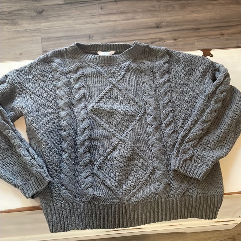 Time and Tru Charcoal Knit Pullover
